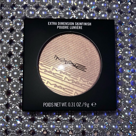 MAC Cosmetics Other Mac Extra Dimension Skinfinish Liquid Powder